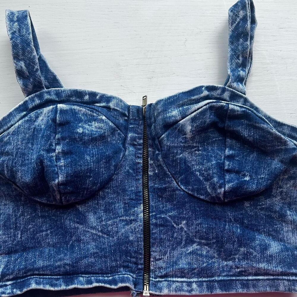 Small blue‎ denim crop top Zip Lightweight great condition
